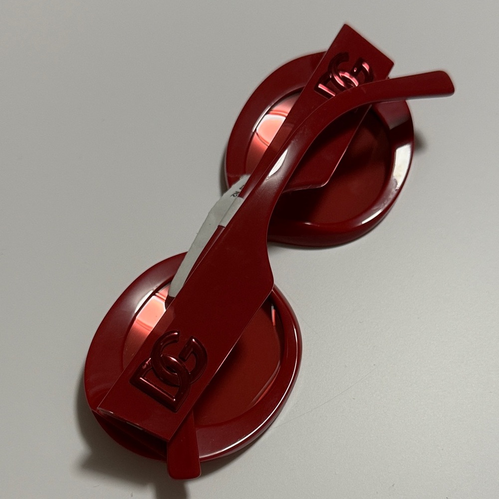 DOLCE & GABBANA Red Oval Sunglasses - Picture 3 of 9